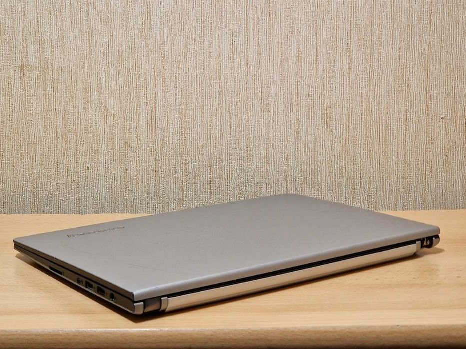 Сучасний ноутбук Lenovo IdeaPad S300 Grey чотирьох ядерний Intel Core i3-3227U RAM 4Gb HDD 500Gb Батарея 7 годин (нова батарея)