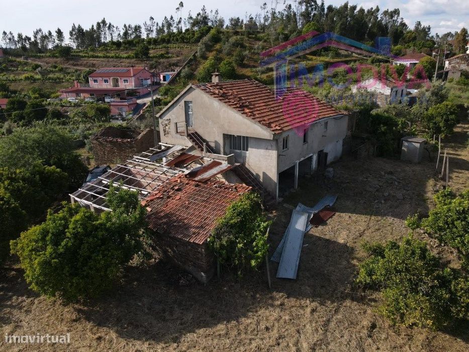 Casa de Campo com Terreno Fértil