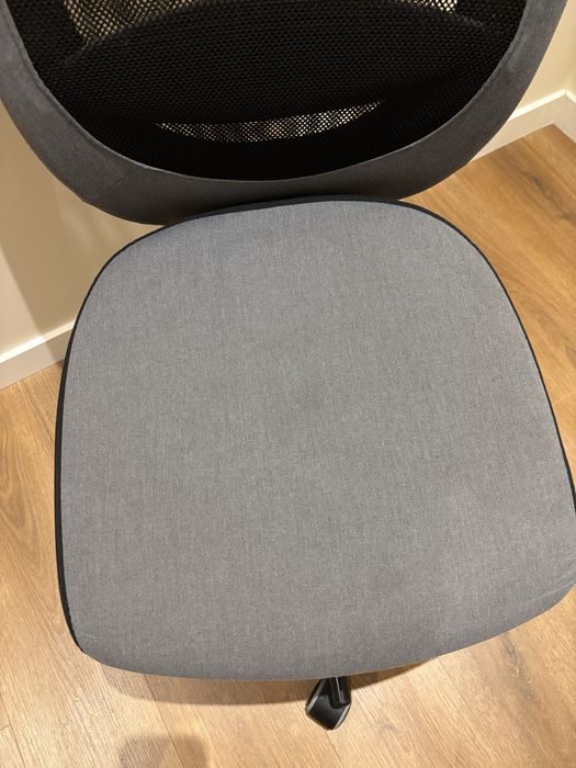 Cadeira de escritorio com rodas - Ikea