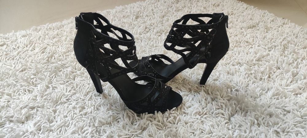 Buty na obcasie Fiore, czarne, rozmiar 38