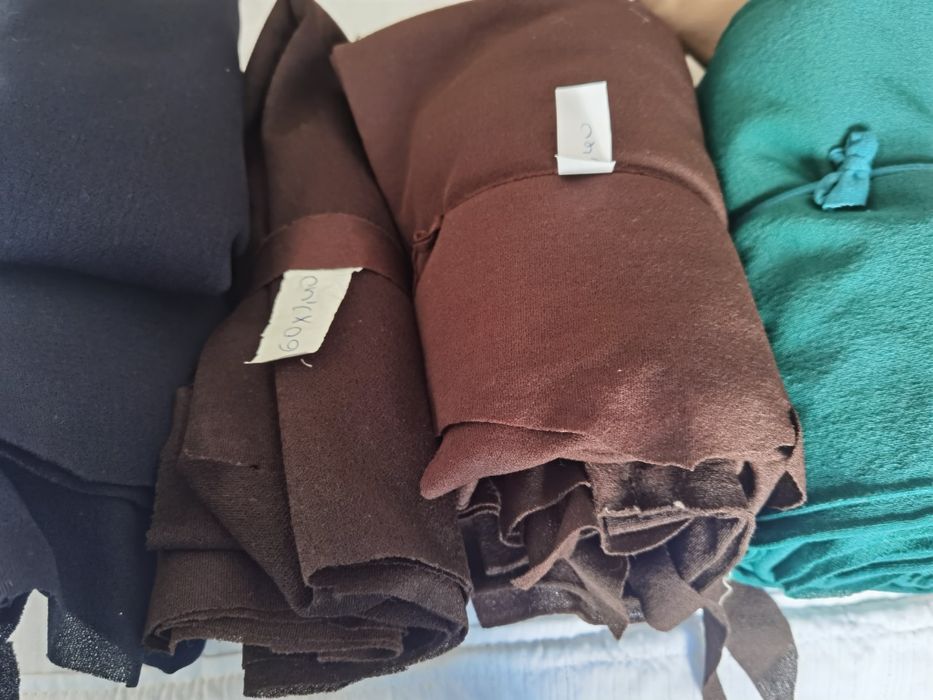 Tecido de Malha grossa e fina