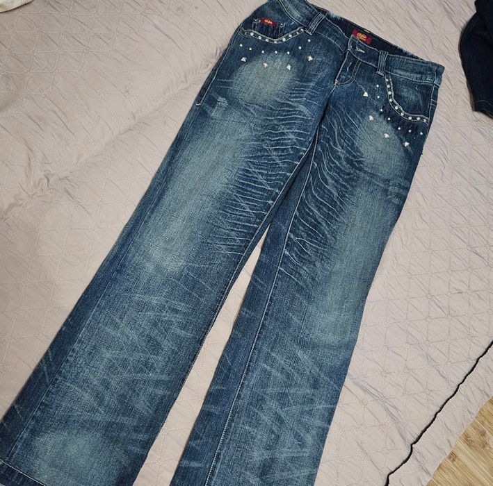 Studded  boptcut jeans low waist, faded буткат flared buffallo london