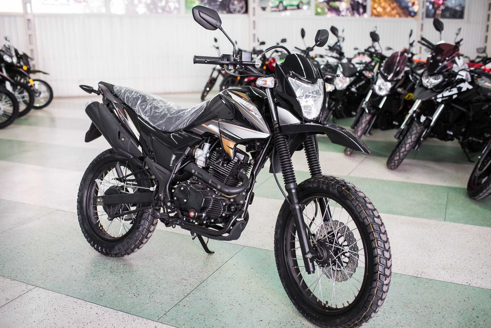LONCIN LX200GY-3 Pruss мотоцикл