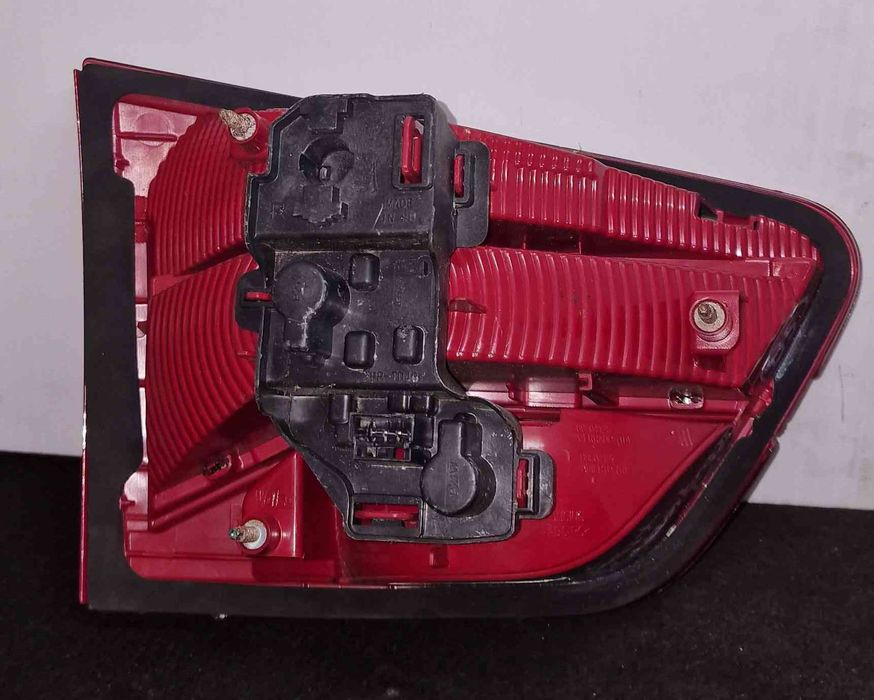 Farolim da Mala Direito - SEAT ALHAMBRA