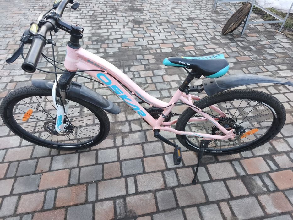 Продам хороший велосипед для дівчинки.