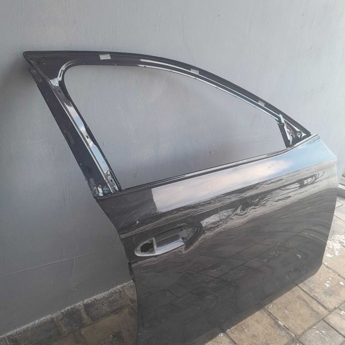 Drzwi przednie prawe Skoda Octavia 4 IV 5E3