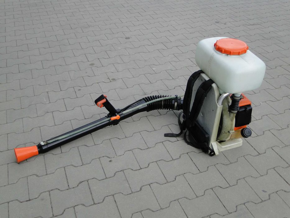 Opryskiwacz spalinowy plecakowy STIHL SR 400 450 Mocny Germany