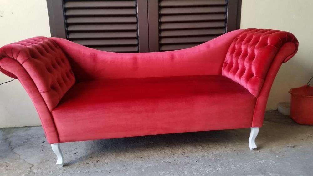 Sofa dupla costa capitonê