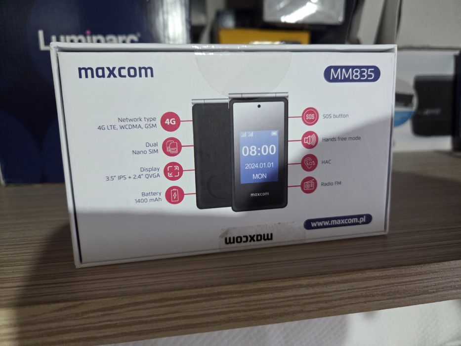 Telefon maxcom MM 835