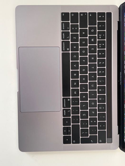 MacBook Pro touchbar446479336284497923