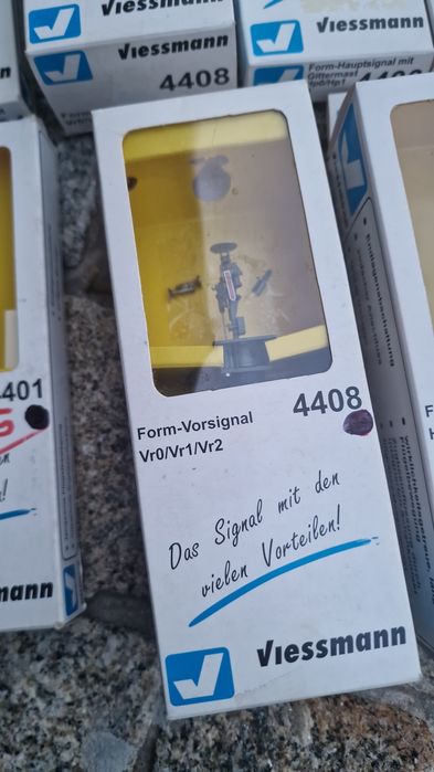 Sinais potentes para comboios 12v