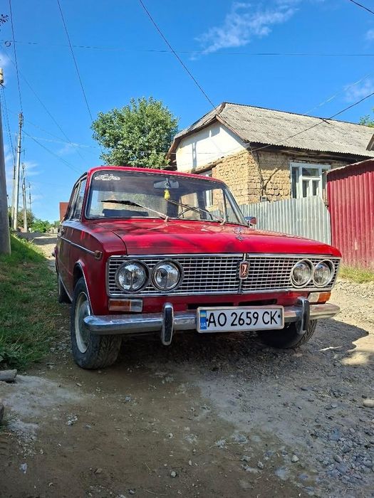 2103 мотор 1.6 машина в хорошому стані