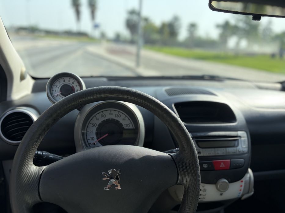 Peugeot 107 - 1.0 - 5 portas