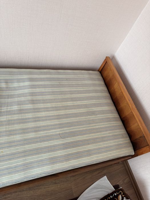 Продам ліжко самовивіз