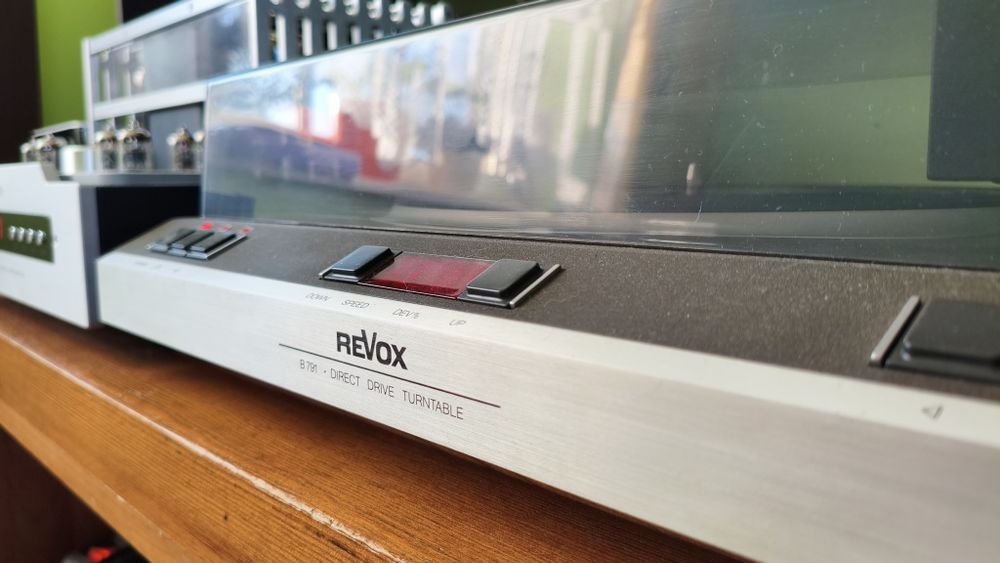 Gramofon Revox B791 super stan