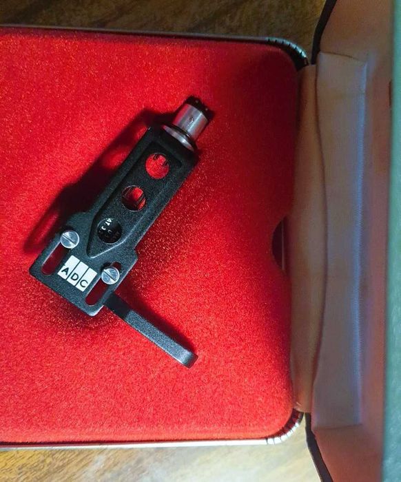 Headshell com Célula e Agulha da Audio Dynamics