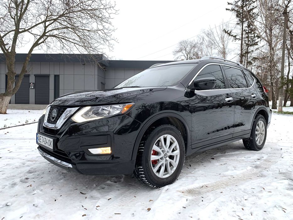 Nissan Rogue полный привод SV AWD 2017 года!