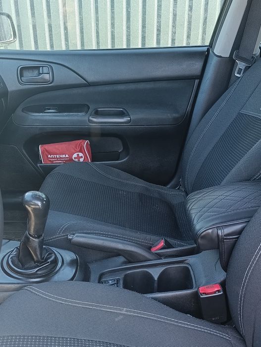 Mitsubishi Lancer 2008 VIN JMBSNCS3A8U001812 фото оголошення 3 з 8