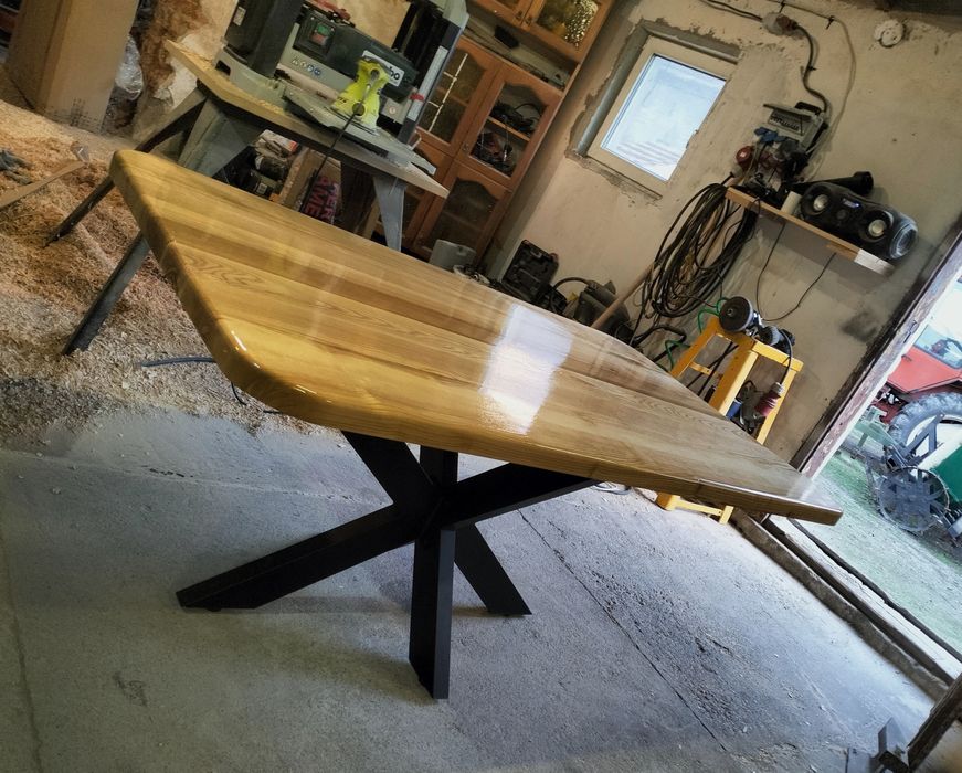 Stoły drewniane na wymiar