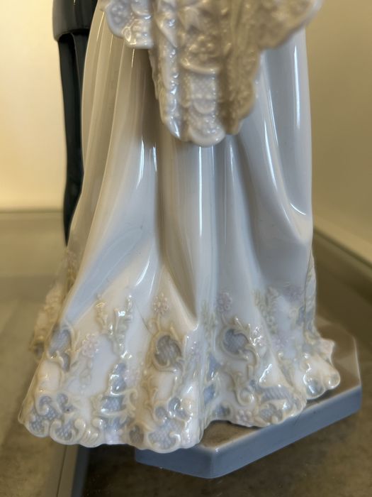 Lladró “Wedding Cake - 5587”