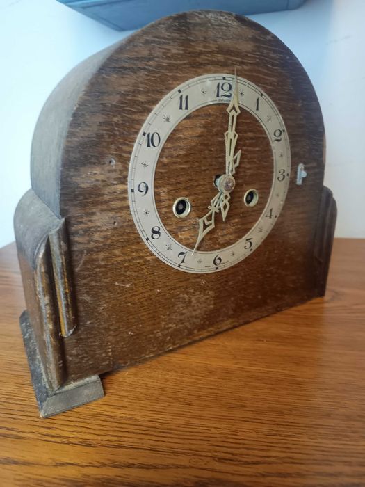 Angielski zegar kominkowy