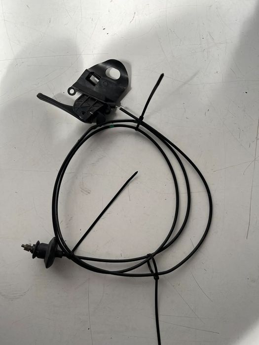 Linka Otwierania Maski  Peugeot 3008 HYBRYDA 1,6 BENZYNA 2021R