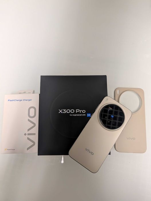 Vivo X300 Pro 16/512gb global novo