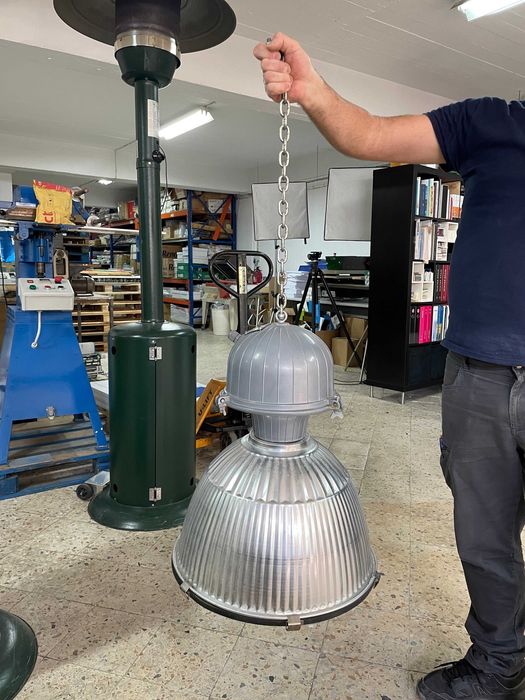 Campânulas de Iluminação Industriais LED