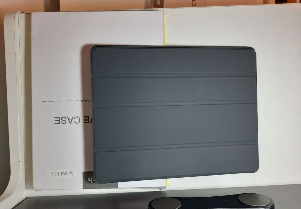 Etui na Ipad 4/3/2 marka JeTech
