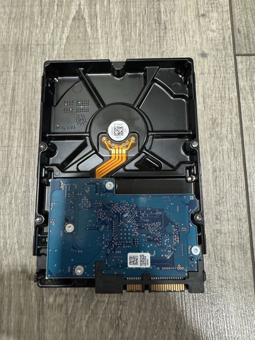 Жорсткий диск Toshiba 1Tb для ПК. 3.5 7200, тести, гарний стан.