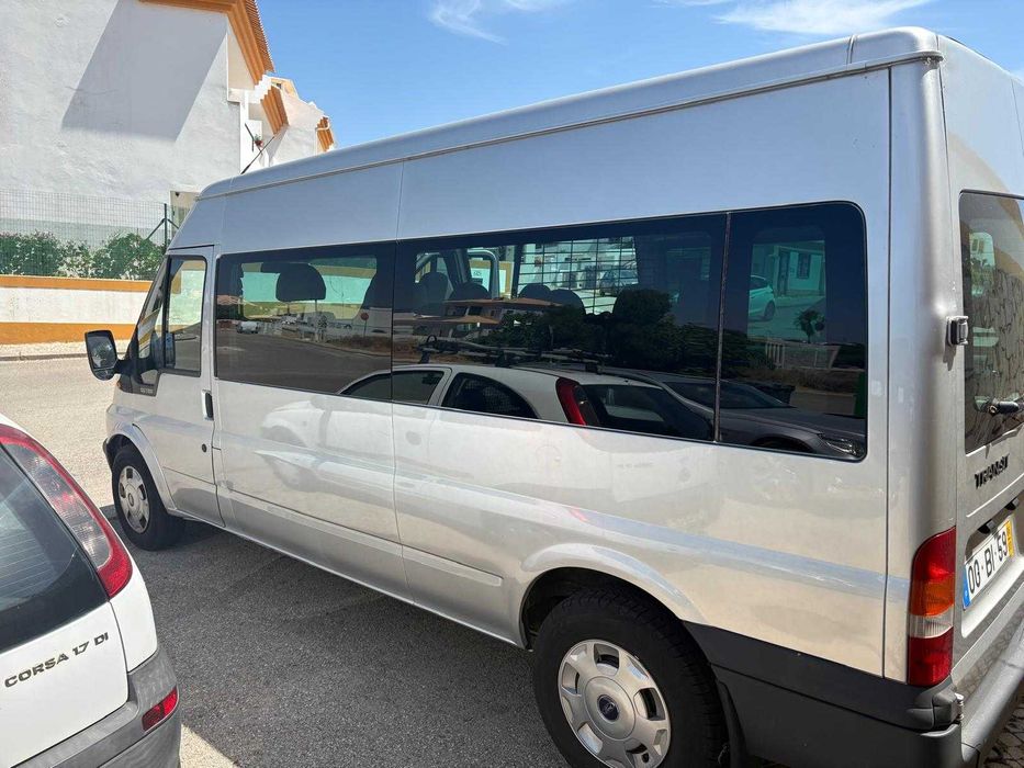 ford transit 9 lugares