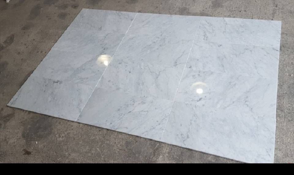 Płytki marmurowe Bianco Carrara piękne, dostępne od ręki !