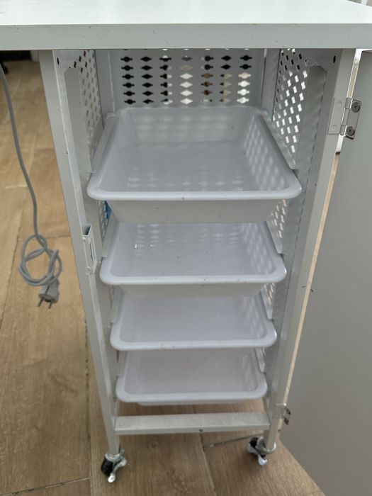 Mesa de manicure c/ aspirador embutido