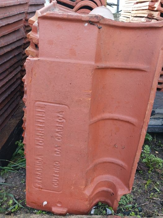 Telha Lusa cerâmica torrense