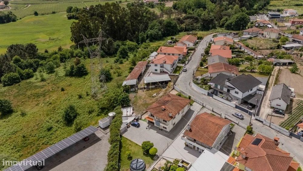 Terreno Premium em Ronfe - 860m2 para a casa dos seus Sonhos!