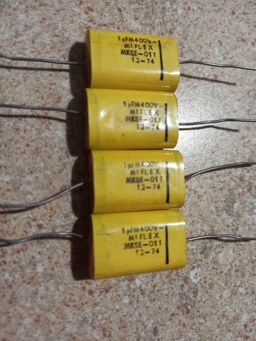 Kondensator MKSE 1uFM 400V MIFLEX 4 szt