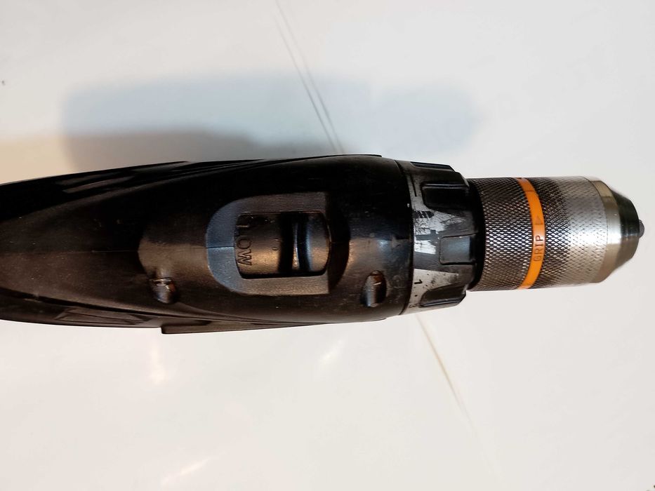 Wiertarko wkrętarka Hitachi z udarem