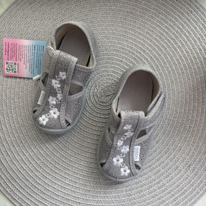 Тапочки дитячі Waldi для дівчинки в садок,валді,21,24,25,27