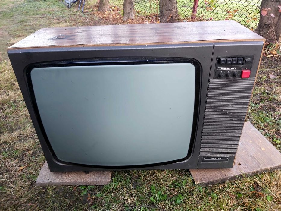 telewizor czarnobiały PRL - Unimor NEPTUN 671 Unitra ODBIÓR BOCHNIA