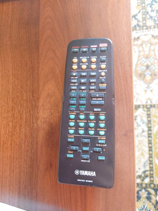 Amplificador YAMAHA RX-V450 Receiver 6.1