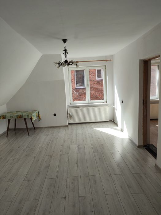 Mieszkanie, bez czynszu, 46 M2. Sprzedam