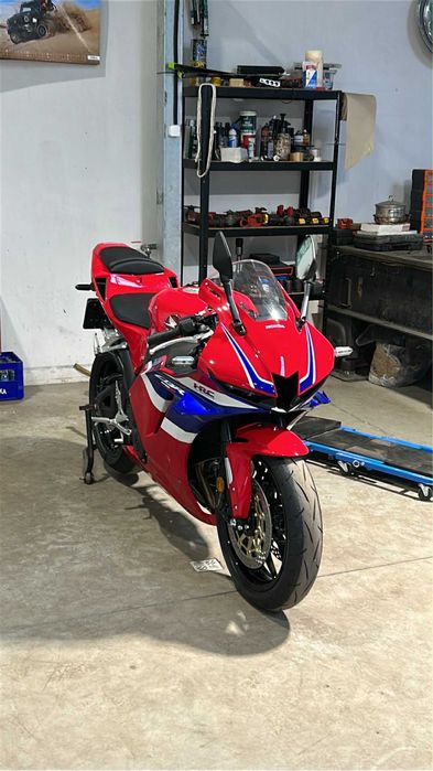 Honda cbr 600rr pc69 2025