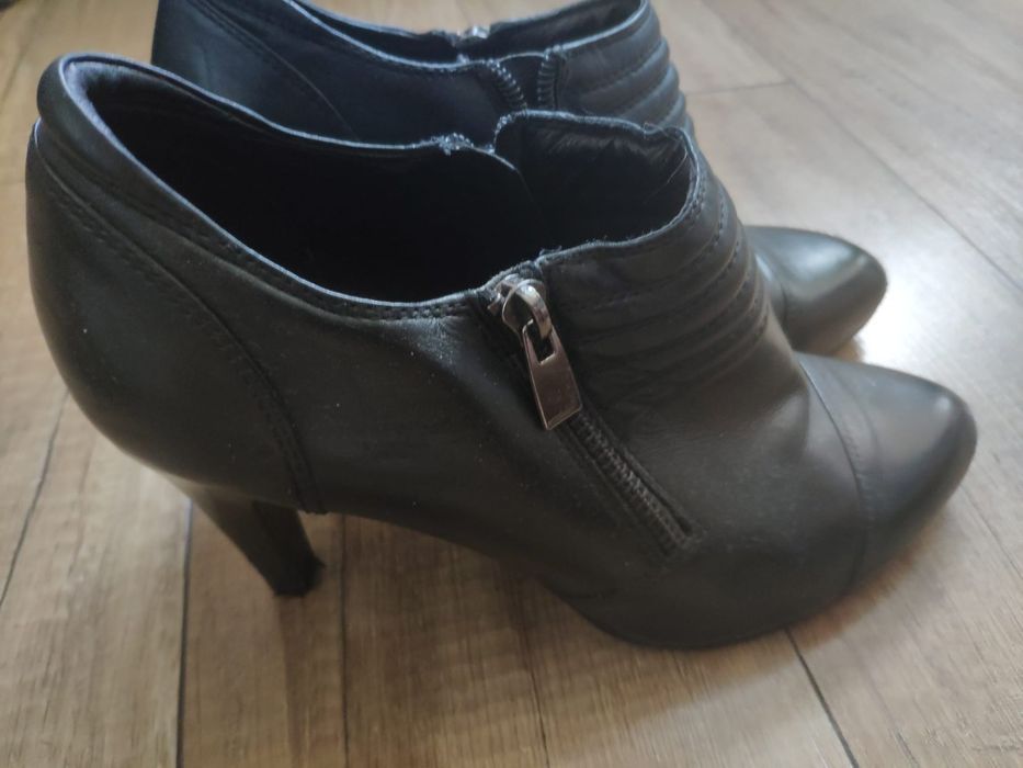 Botki na szpilce 5th Avenue  rozm. 38