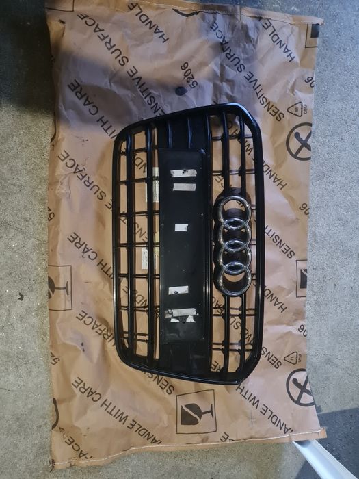 Audi A6 C7 Grille