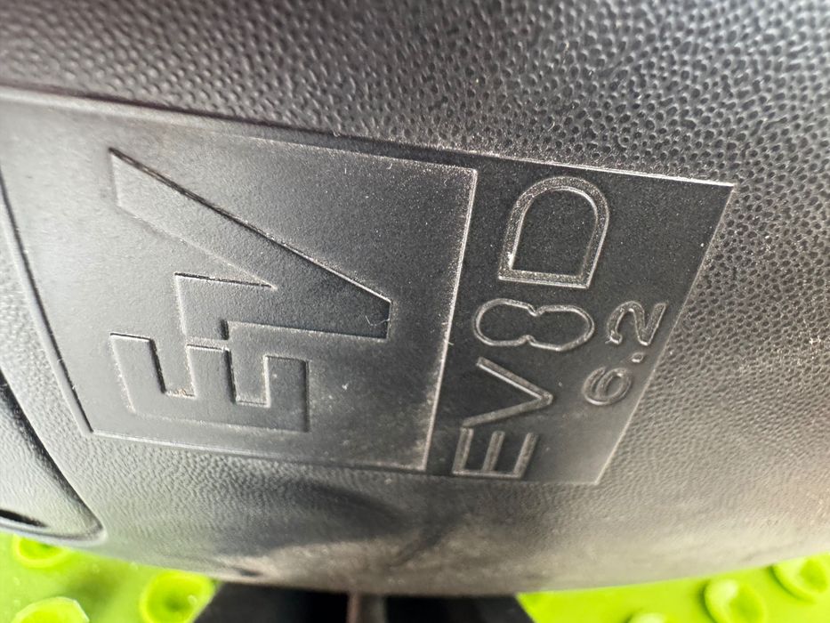 Electro-Voice EV8D 6.2+ Two-Column Speaker System with EV8D 12.1 Subwoofer64284290160642121