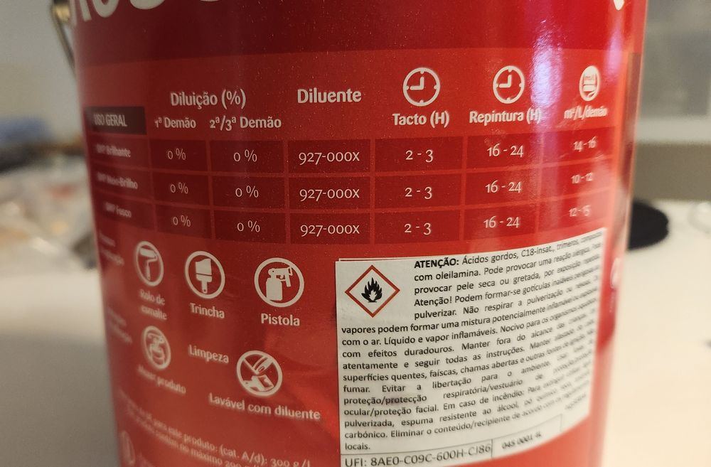 Robbialac Esmalte Sintético para madeira e metal
