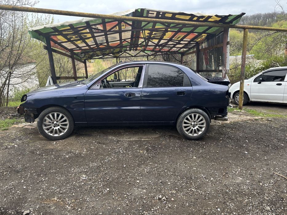 Продам ланос 1.5