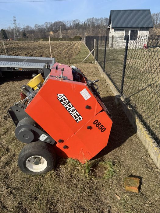 Mini prasa zwijająca do bel