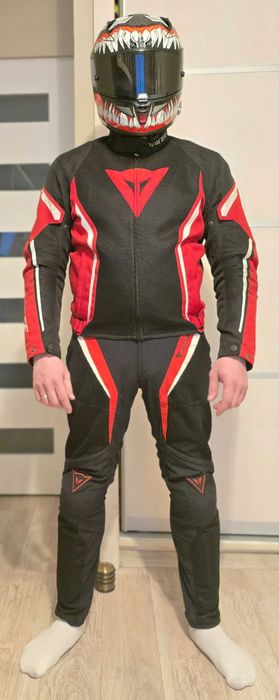 Odzież motocyklowa kombinezony, buty, rękawice