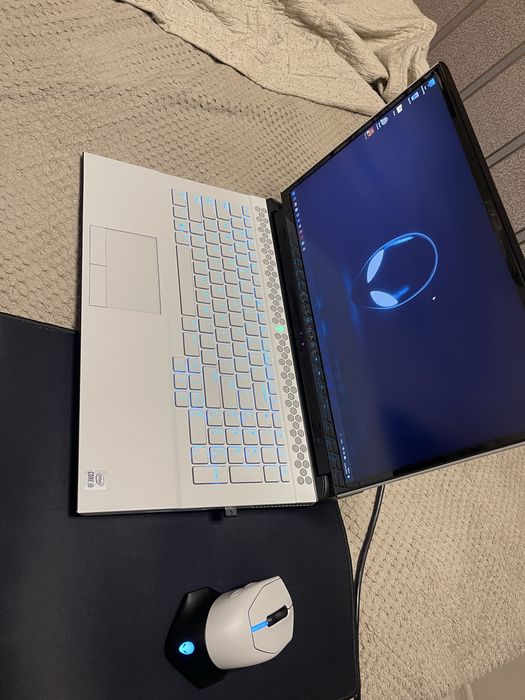 Ноутбук Dell Alienware Area 51m R2 RTX 2080 super